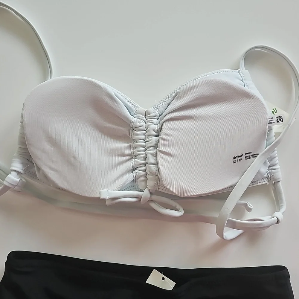 NWT Aerie White Ruched Bandeau Bikini Top